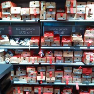 Meet your Posher, Ajani